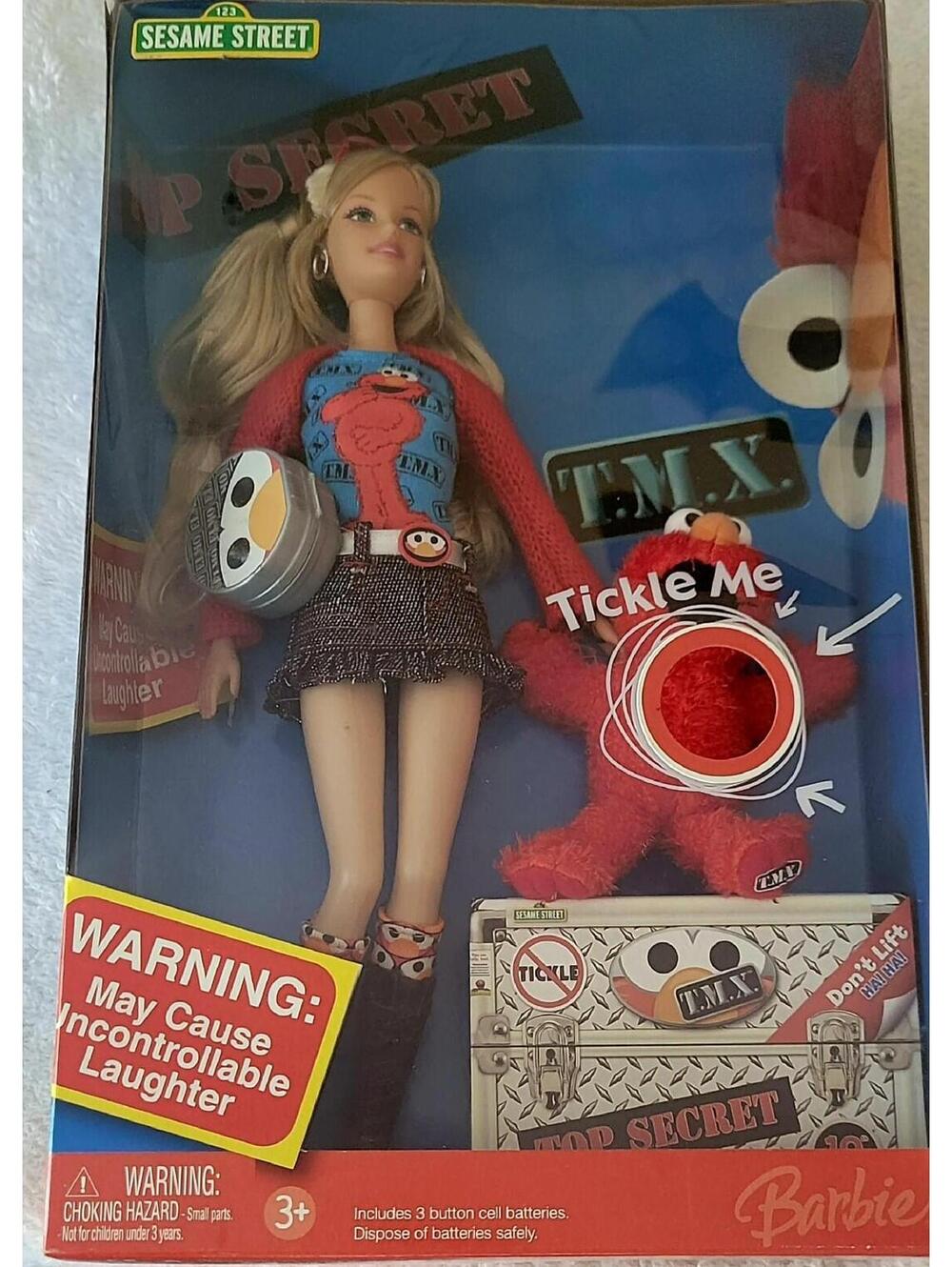 Barbie with T.M.X. Mini Tickle Me Elmo Doll  Barbie X Sesame Street 2006 NIB